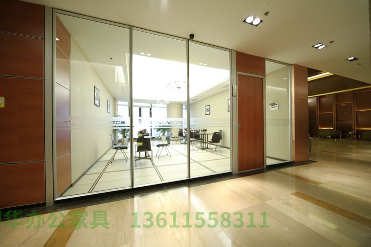 lyg地产公司办公家具案列